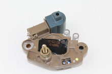 Charger l'image dans la galerie, Régulateur d'alternateur M517 pour Citroen Xantia Peugeot 406 Renault Avantime..