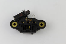 Charger l'image dans la galerie, Régulateur d'alternateur M512 pour Renault 19 Clio...