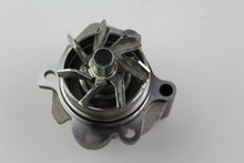 Charger l'image dans la galerie, Pompe à eau Sasic 9000861 pour Audi A3 A4 A6 Seat Altea Leon Toledo Skoda VW....