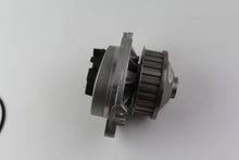 Charger l'image dans la galerie, Pompe à eau Sasic 9001093 pour Audi 50 VW Derby Golf I II jette I II Passat.....