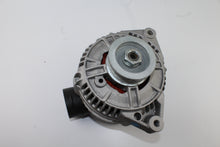 Charger l'image dans la galerie, Alternateur pour Audi 80-100 A4 A6 A8 VW Passat 120amp 56298 016388