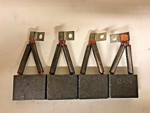 Charger l'image dans la galerie, Jeu de balais (charbon) BSX 129