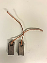 Charger l'image dans la galerie, Jeu de balais (charbon) BX214