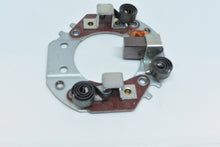 Charger l'image dans la galerie, Couronne Porte balais type Hitachi 2114-3311 avec charbons pour Hitachi 12