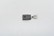 Charger l'image dans la galerie, Diode positive (+) remplace CARGO 134099 Universal J8330 WAI 32-8300 WAI 8330...