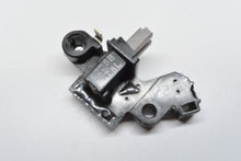 Charger l'image dans la galerie, Régulateur d'alternateur remplace Hitachi L13563153 pour Subaru Jumbo Justy.....
