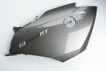 Charger l'image dans la galerie, BMW 46638530738 Revêtement latéral avant droit pour R1200RT