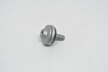 Charger l'image dans la galerie, BMW 11128520212 Vis couvre culasse pour S1000RR S1000R S1000XR F900R