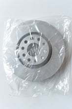 Charger l'image dans la galerie, Disque de freins Pagid 50316 pour Audi A4 Avant A6 Avant Allroad Seat Exeo
