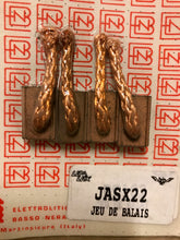 Charger l'image dans la galerie, Jeu de balais (charbon) JASX 22 JNDSX13 pour Toyota-Isuzu-Mazda-Mitsubishi