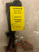 Charger l'image dans la galerie, Jeu de balais (charbon) JASX44-28 pour Nissan-Ford