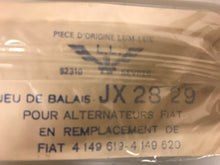 Charger l'image dans la galerie, Jeu de balais (charbon) JX28-29 remplace 4149619 pour Fiat 124-125-130-Dino-850