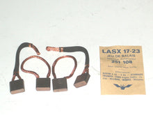 Charger l'image dans la galerie, Jeu de balais (charbon) LASX17-23 pour Austin-Triumph-Ford-Hillman-Morris