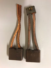 Charger l'image dans la galerie, Jeu de balais (charbon) PSX35-36 pour Peugeot 203 Panhard Camions Citroën....