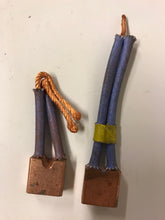 Charger l'image dans la galerie, Jeu de balais (charbon) PSX44-75 remplace 72.618 pour 2CV AMI6/8 Dyane Visa R4..