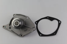 Charger l'image dans la galerie, Pompe à eau Klaxcar 42134Z pour Dacia Duster Logan Sandero Nissan Kubistar....