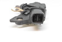 Charger l'image dans la galerie, Régulateur d'alternateur Bosch F00M145236 pour Toyota Avensis Corolla Land Rover