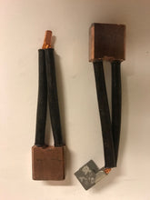 Charger l'image dans la galerie, Jeu de balais (charbon) USX73-85 pour Citroën 2CV/3CV/Dyane/Ami8/Mehari/GS....