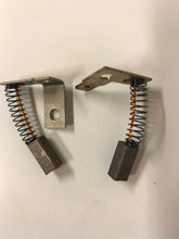 Charger l'image dans la galerie, Jeu de balais (charbon) UX69-70 remplace 22315 pour Citroën DS19/21 ID1968...