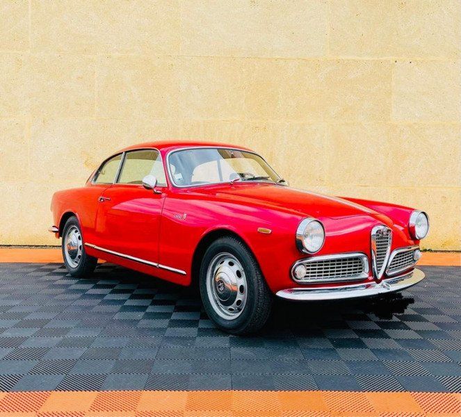 L'Alfa Romeo Giulietta Sprint : une histoire d'élégance et de performances