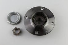 Charger l'image dans la galerie, Jeu de roulements de roue arrière SNR R166.32 pour Citroen C2 C3 Peugeot 206....
