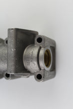 Charger l&#39;image dans la galerie, Vanne EGR Pierburg 7.00063.10.0 pour Alfa 147 156 159 166 Brera GT Spider Fiat..

