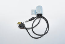 Charger l&#39;image dans la galerie, Condensateur d&#39;allumeur remplace Marelli 7701031990 pour Renault Super 5 express
