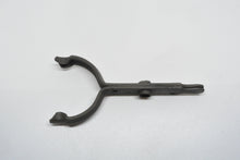 Charger l'image dans la galerie, Fourchette de démarreur remplace Bosch 1001933072  FIAT 9936664...
