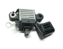 Charger l&#39;image dans la galerie, Régulateur d&#39;alternateur VRH20005H pour Nissan Sunny/II/Mk/III/Hatchback....
